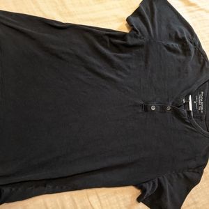 Banana Republic Henley t shirt black